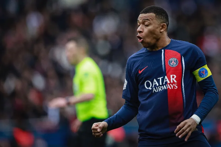 Mbappé entró de cambio, pero no pudo marcar gol