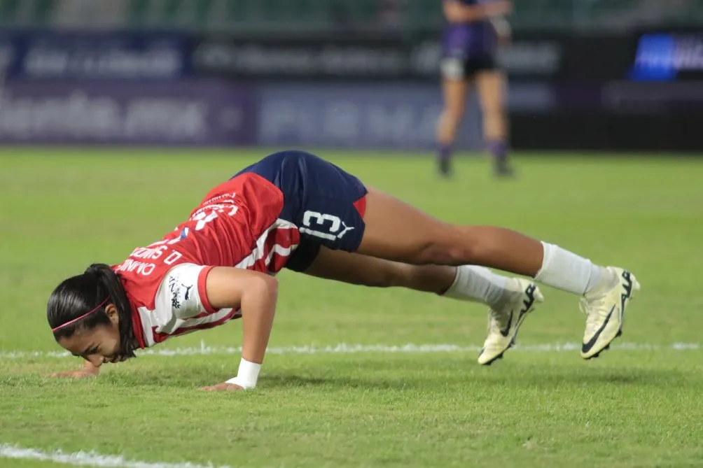 Así celebró Dana su tanto contra las Cañoneras