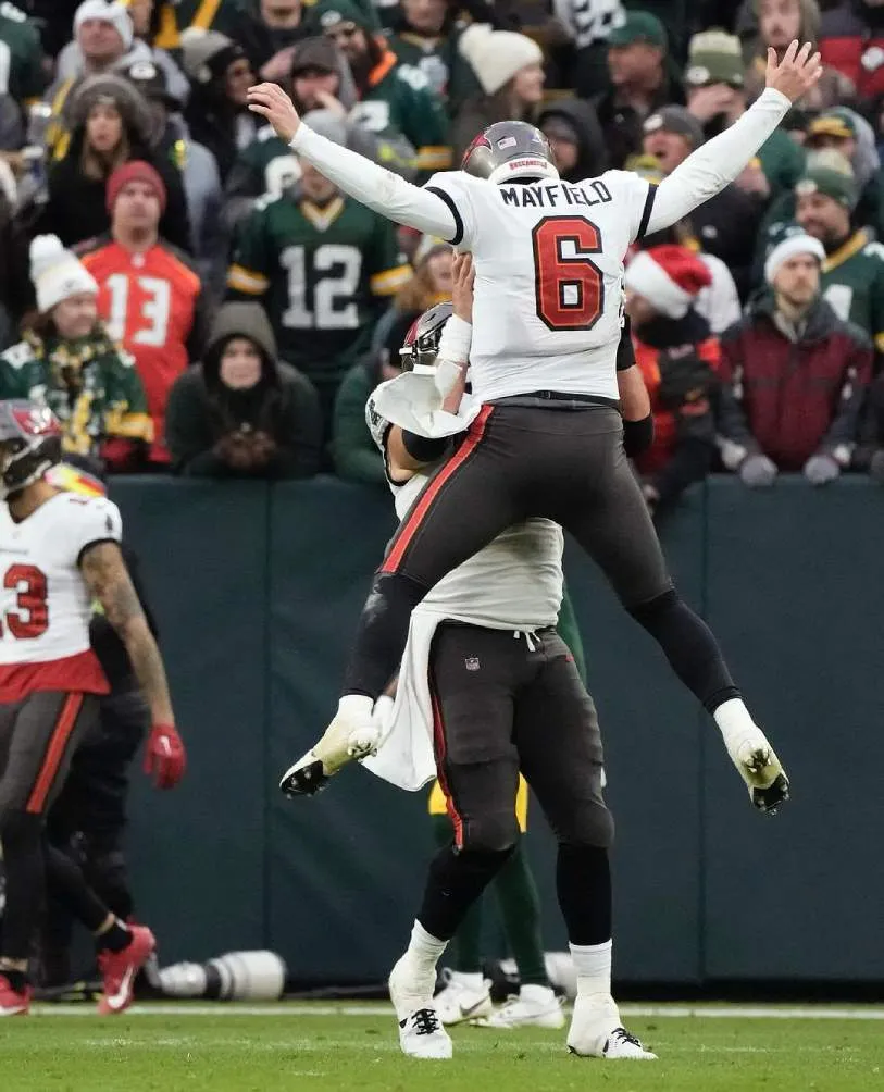 INSTAGRAM: @bakermayfield Baker en celebración con los Buccaneers