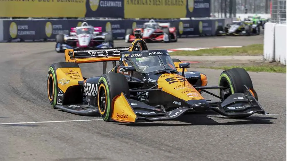 Viajará a California