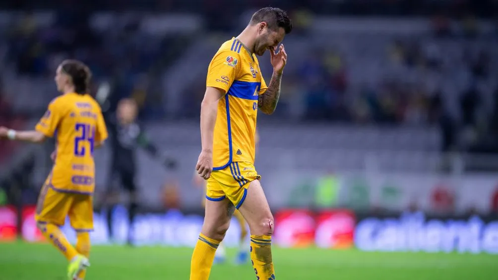 MEXSPORT Gignac en lamento en el partido de Tigres