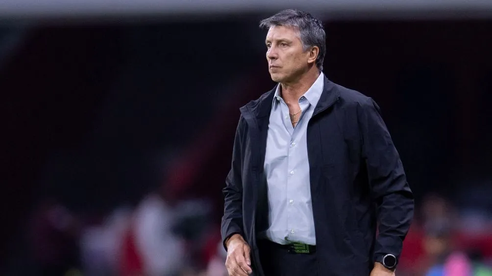 MEXSPORT Siboldi durante el encuentro ante América