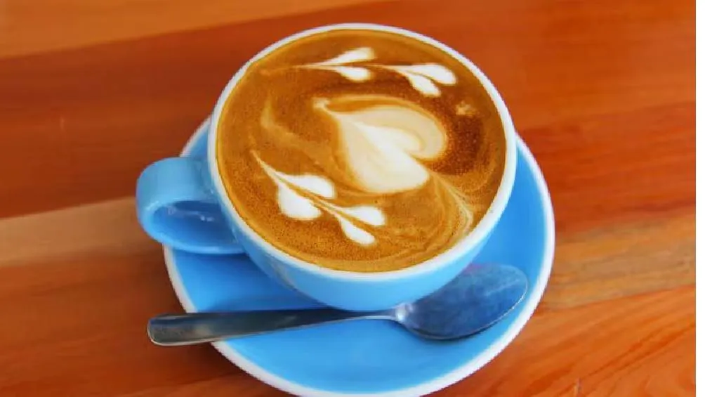 El flat white es una bebida de café originaria de Melbourne, Australia en los años 80 Foto Especial