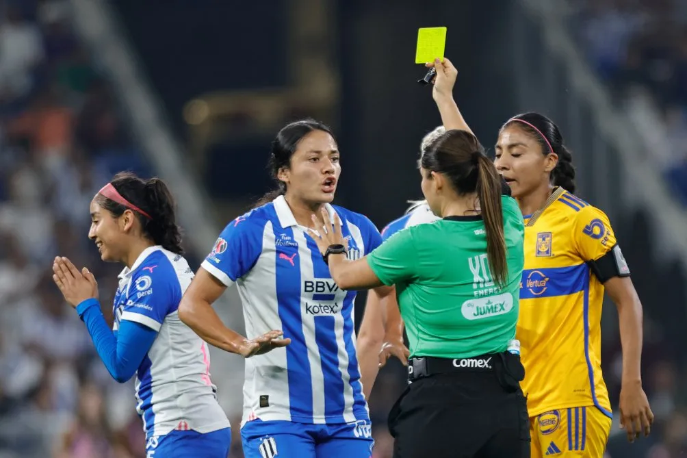 Rebeca Bernal en el Clásico regio de la Liguilla del Apertura 2023