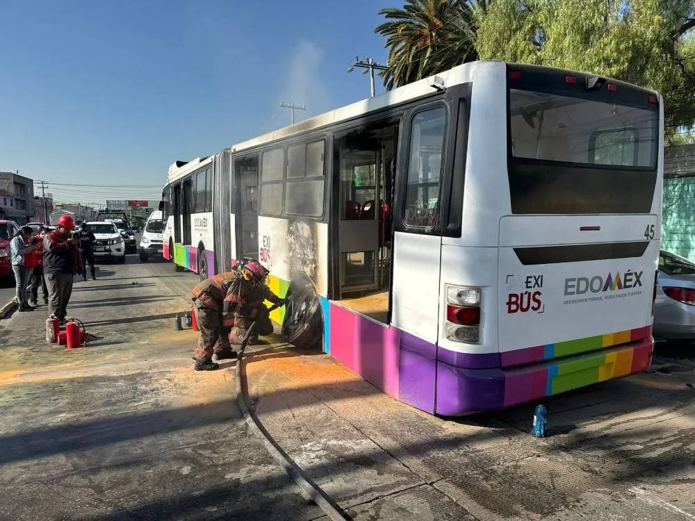 Hasta el momento se desconoce qué fue lo que inició el incendio.
