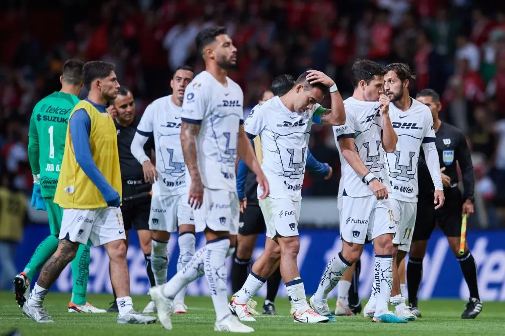 Jugadores de Pumas en lamento tras derrota de Toluca