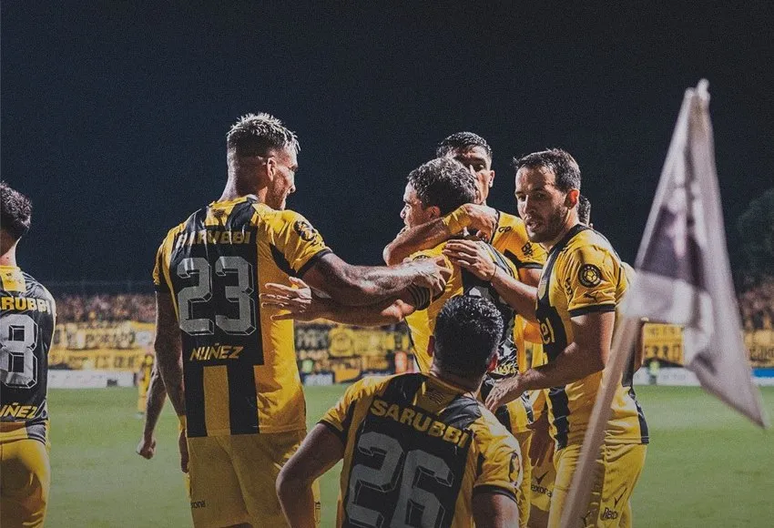 Festejo del equipo visitante