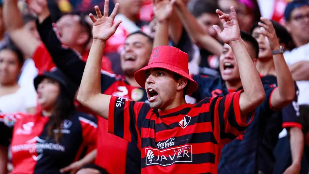 La afición volvió a causar problemas