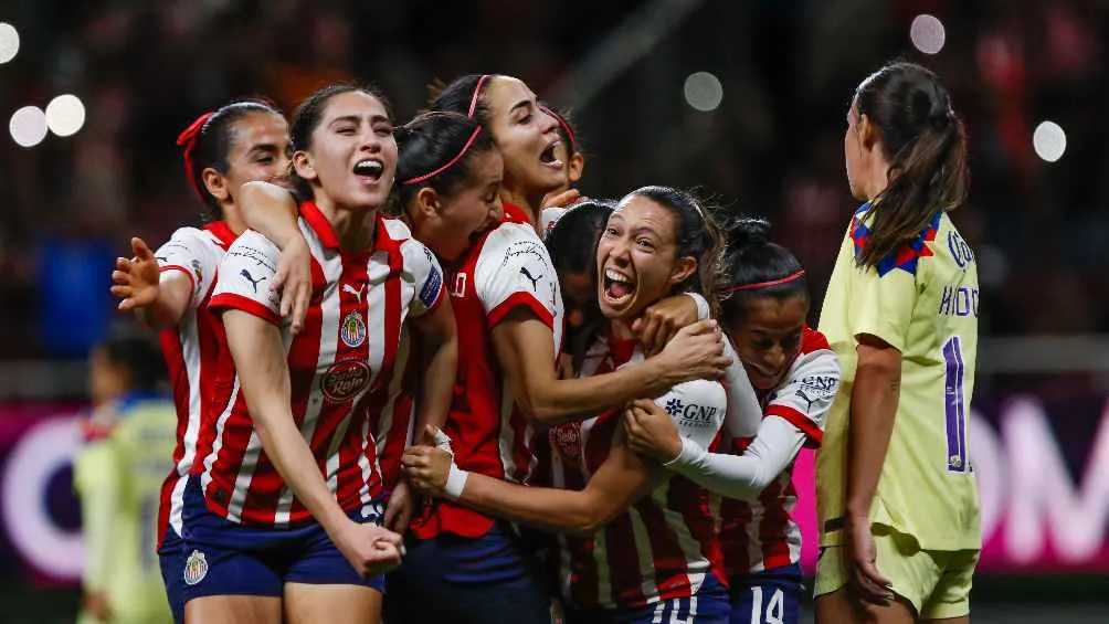 MEXSPORT Chivas subió hasta segundo