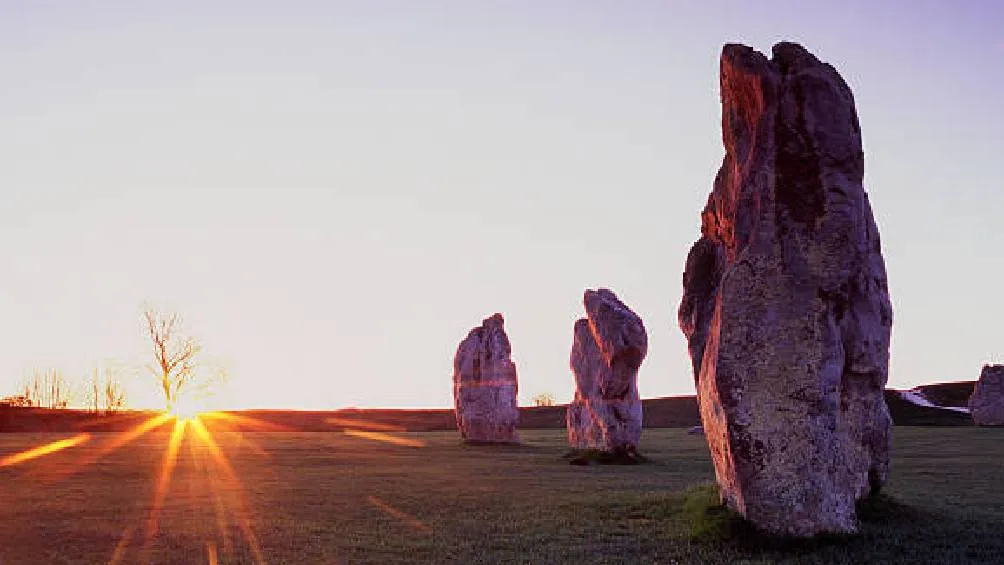 Ocurre dos veces al año, en marzo y septiembre, cuando el sol se encuentra sobre el ecuador terrestre y los rayos solares inciden de manera perpendicular en ambos hemisferios. Foto Pexeles