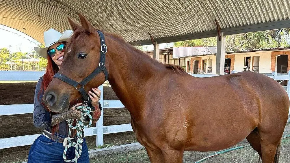 Mediante Cuacolandia, la también jinete salvó a más de 300 caballos maltratados.