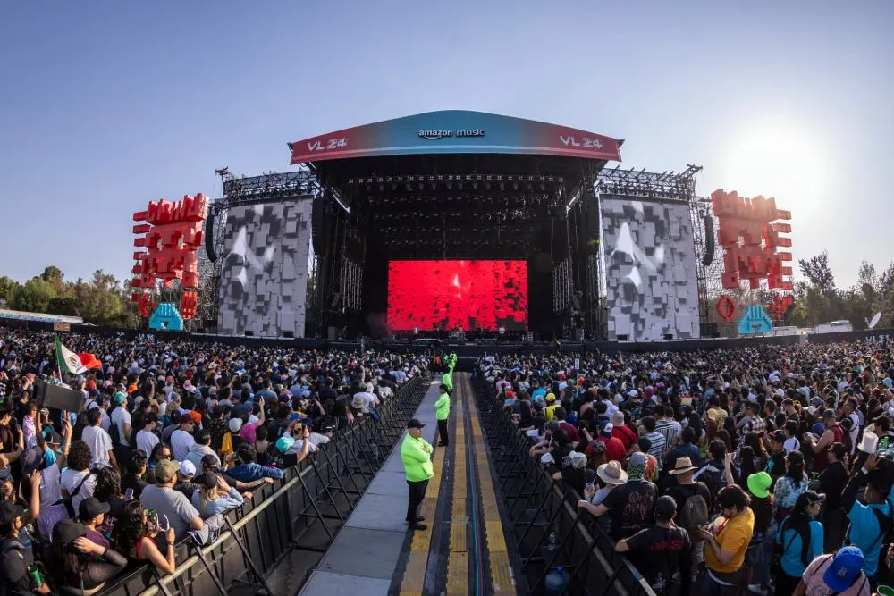 El Vive Latino salió por primera vez del Foro Sol.