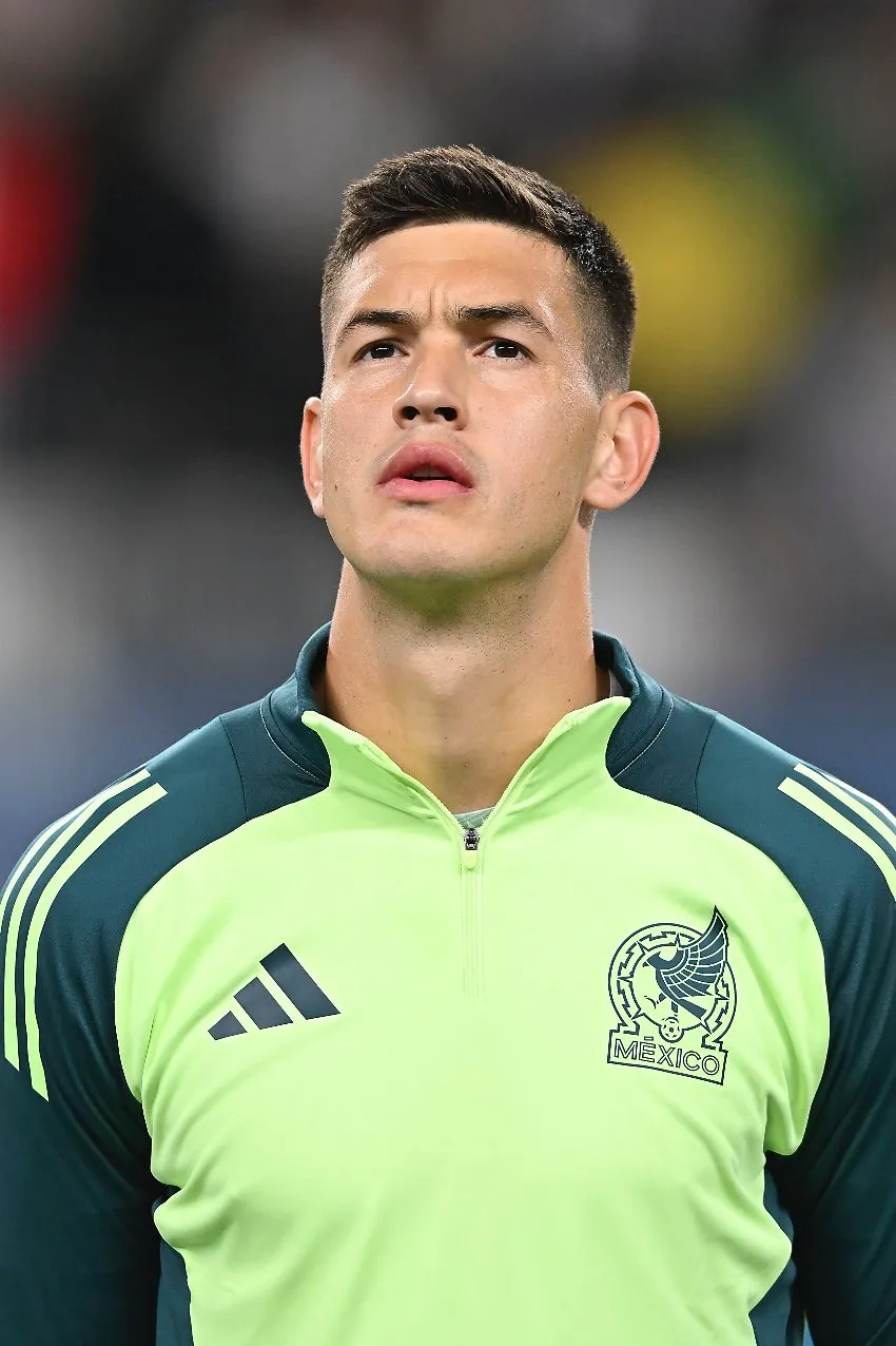 César Montes previo al juevo vs Panamá