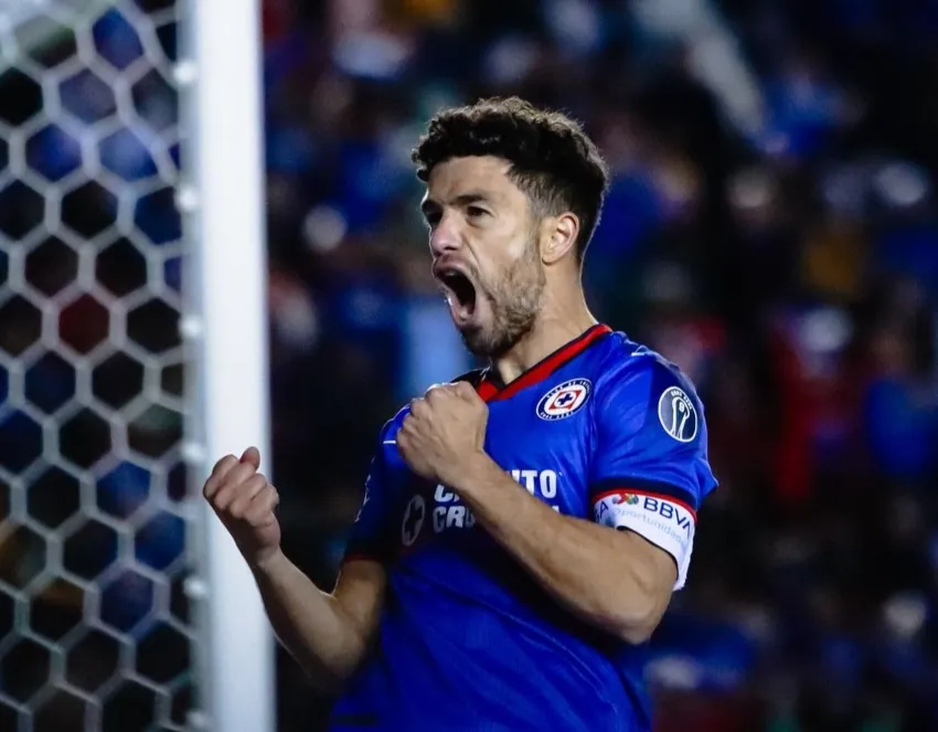 Los celestes juegan amistoso contra América