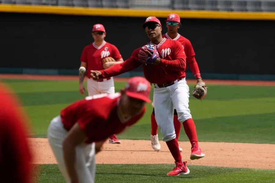 Robinson Canó con los Diablos Rojos