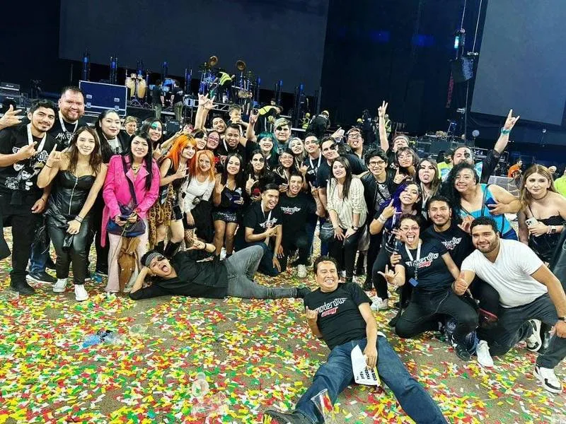 El Moderatto Army se despidió de su banda