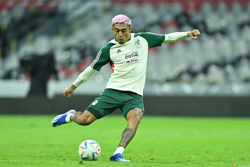 Las Palmas confirman la lesión de Julián Araujo; aproximadamente serán dos semanas fuera