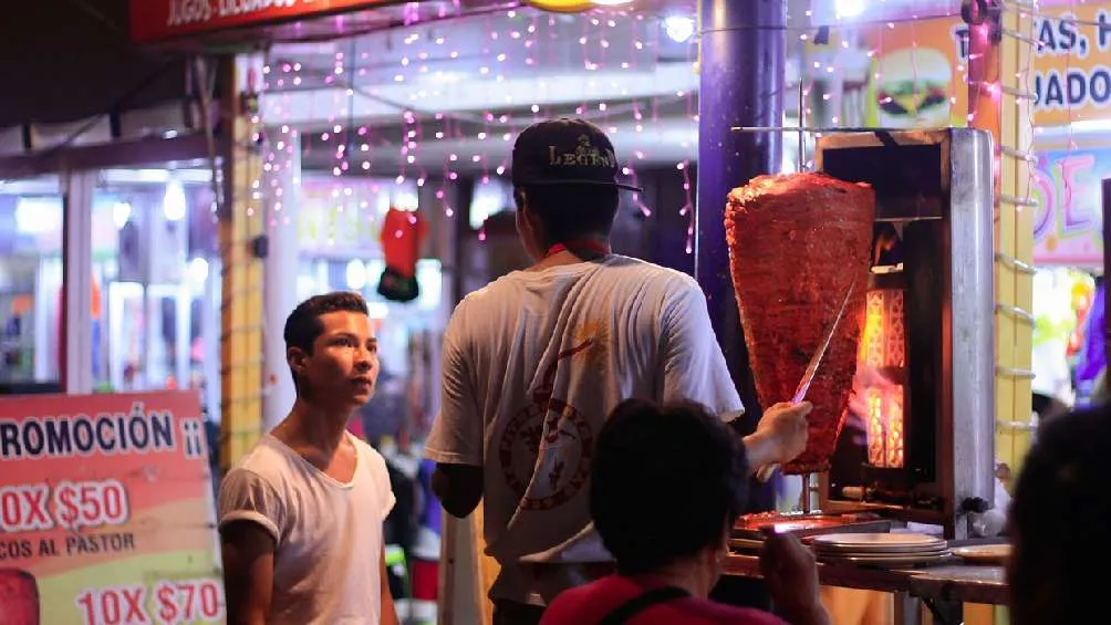 Según el INEGI, hay una taquería por cada mil habitantes en el país.
