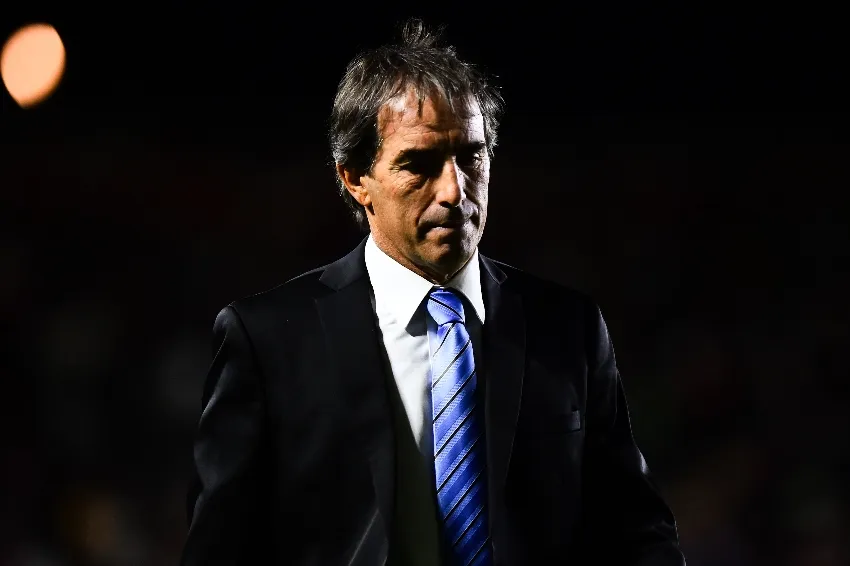 Almada en un partido de Tuzos