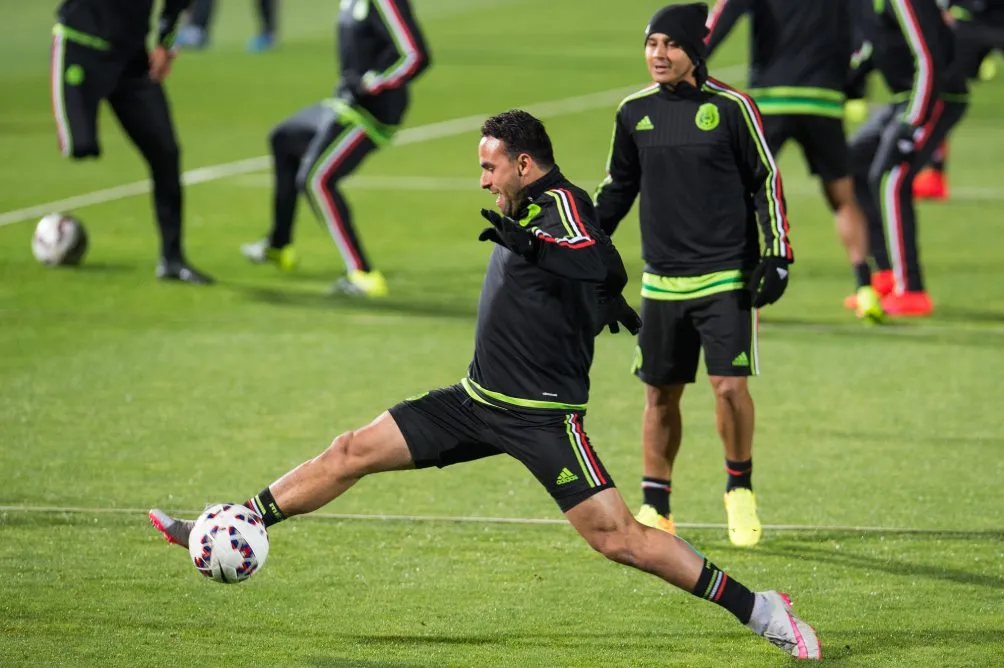MEXSPORT Esqueda en entrenamiento con la Selección Mexicana