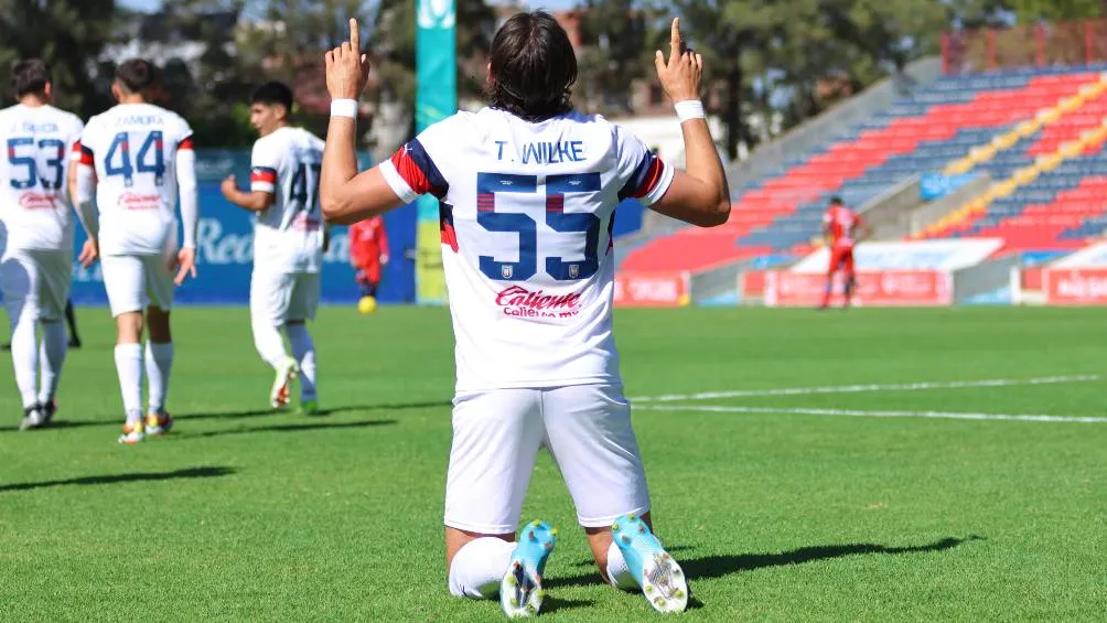 IMAGO7 Teun Wilke, el goleador del Tapatío