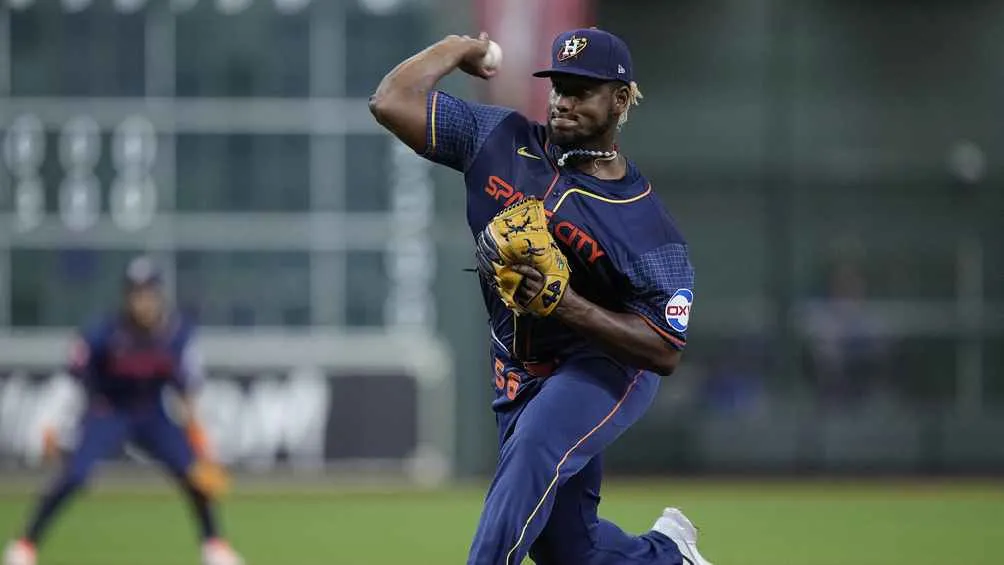 Houston ganó su primer partido