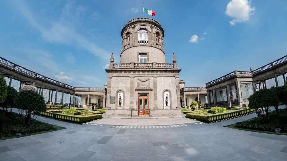 Pese a las lluvias, las altas temperaturas persistirán en la CDMX.