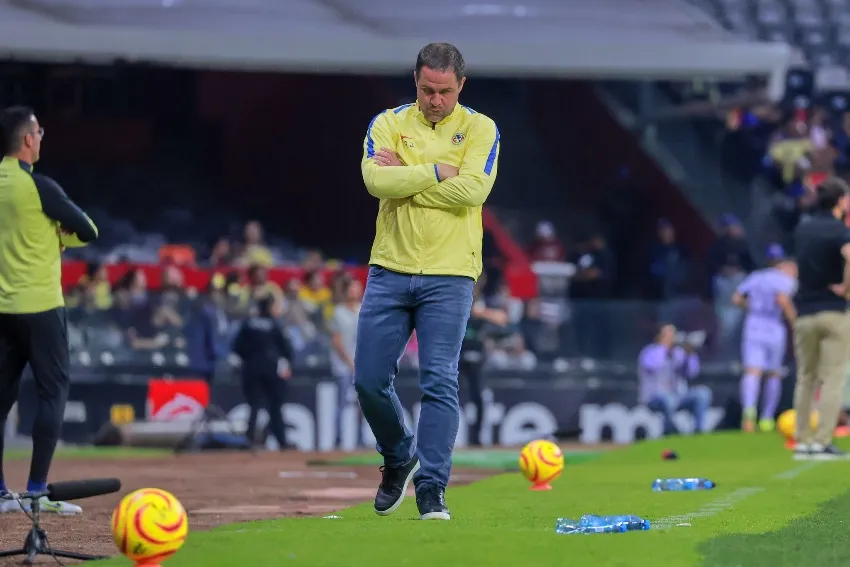 Jardine en un partido del América