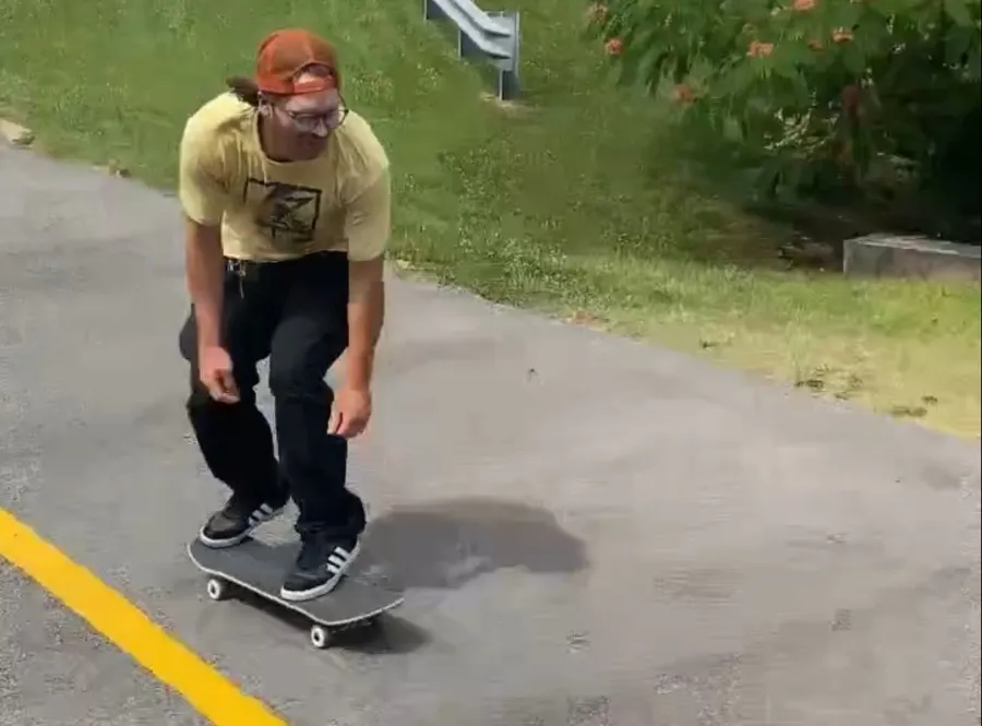 INSTAGRAM: @bamahardy James Hardy, skater de 35 años