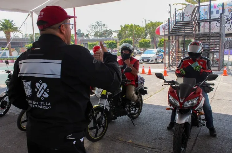 Los instructores buscan que los conductores no sufran accidentes.