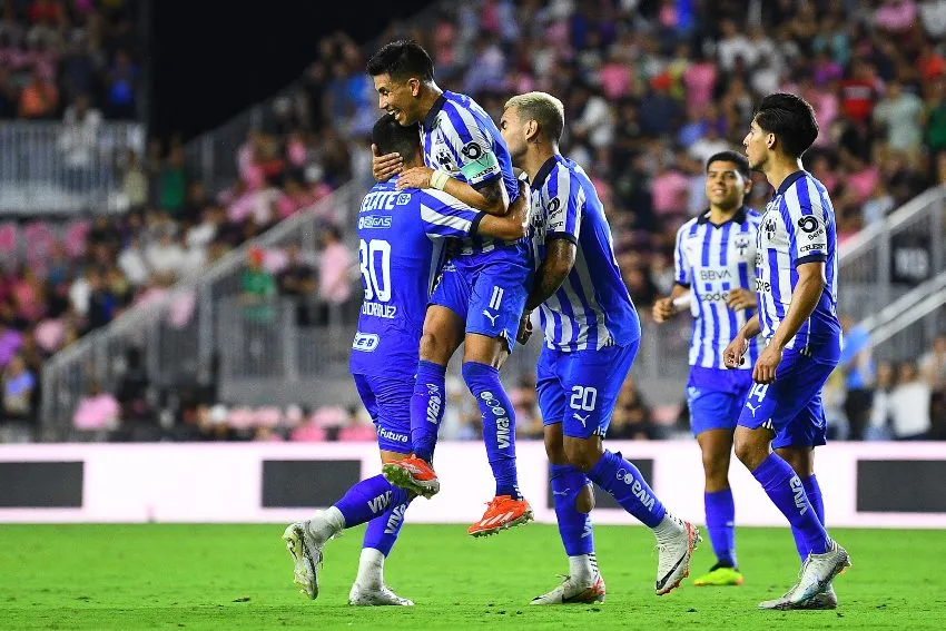 Festejo de los jugadores de Monterrey