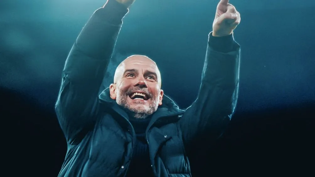 Guardiola celebra uno de los goles del City