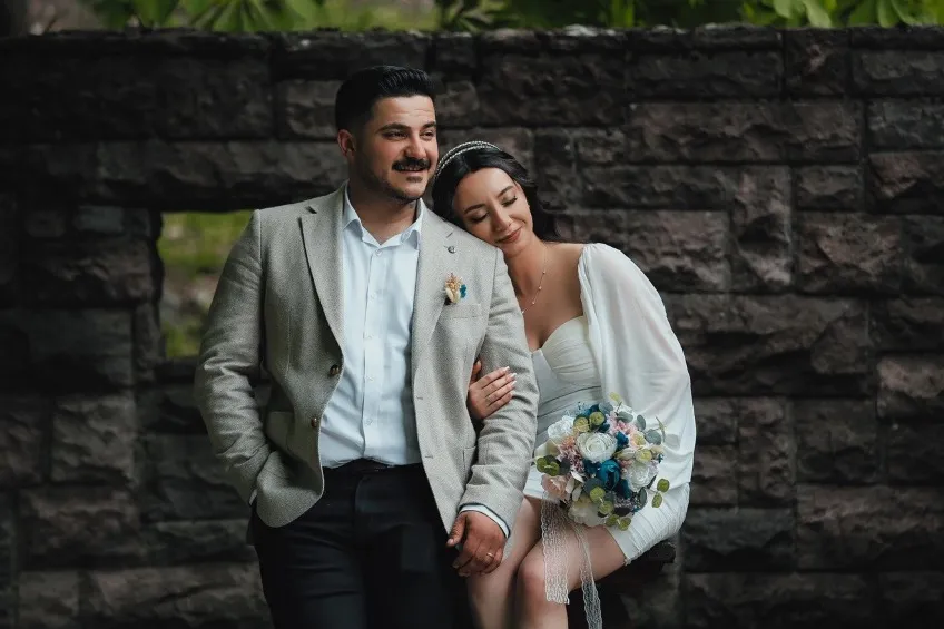 Las autoridades sólo validan los matrimonios de dos personas.