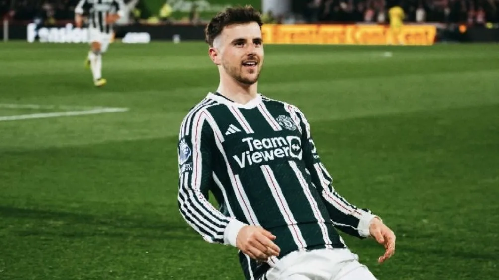 Mason Mount con el United