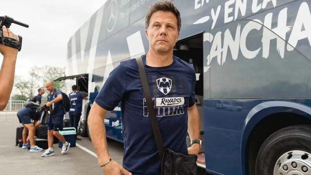 No entró en detalles