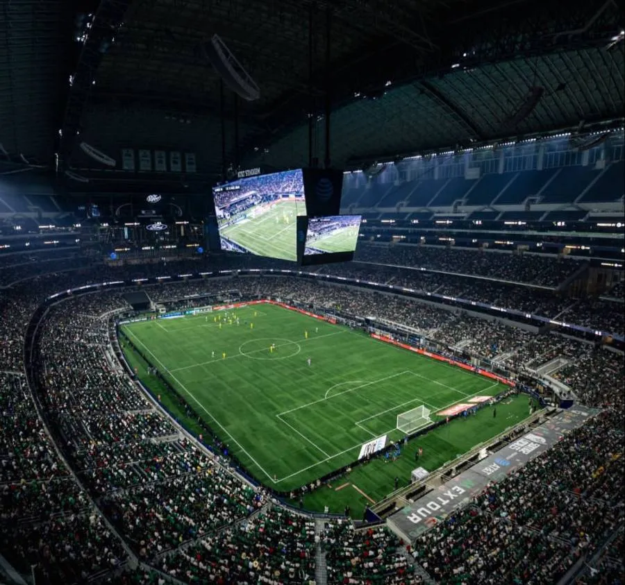 AT&amp;T Stadium en partido de México