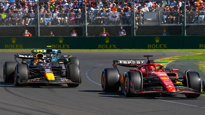 Checo y la pelea con Carlos Sainz, en una práctica del GP de Japón