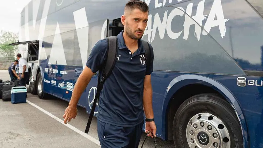 El auxiliar fue encarado por los argentinos