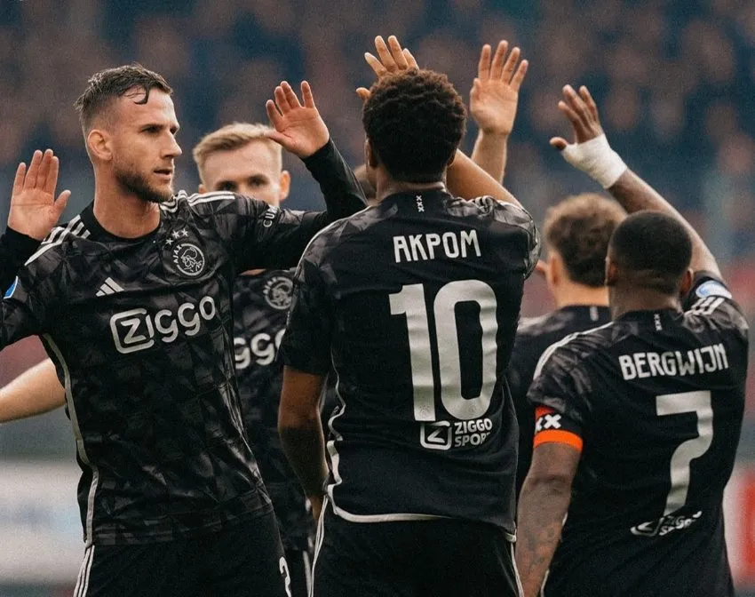 Ajax visita cancha ajena