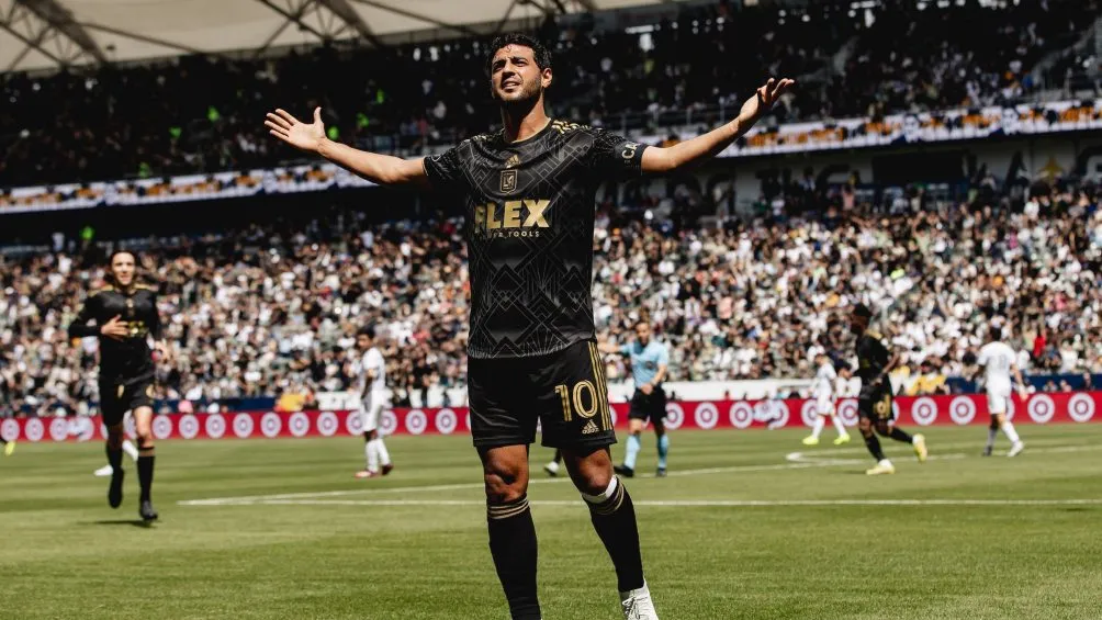 Carlos Vela vs LA GALAXY
