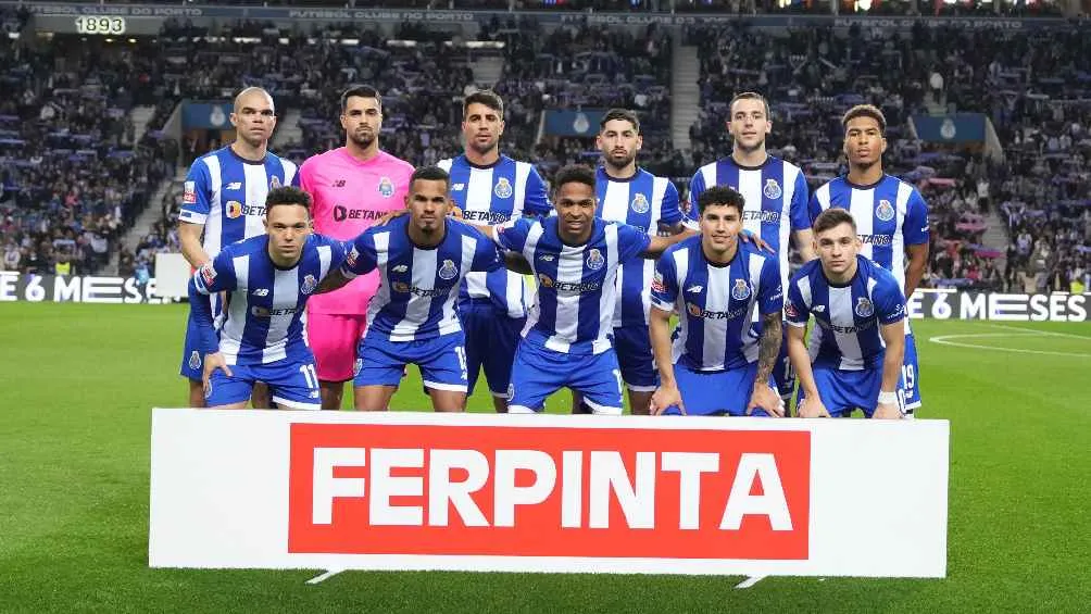 TWITTER @FCPorto Regresó al 11 inicial