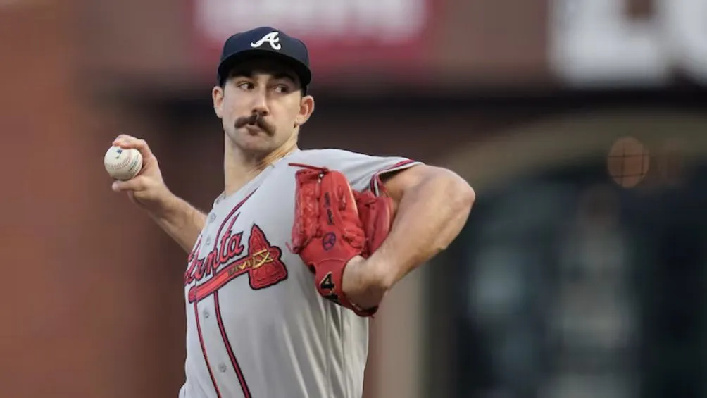 El lanzador se lastimó el codo