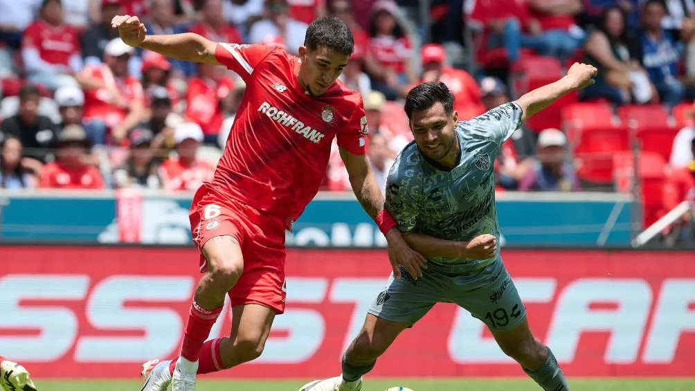 Toluca venció y goleó a Atlas