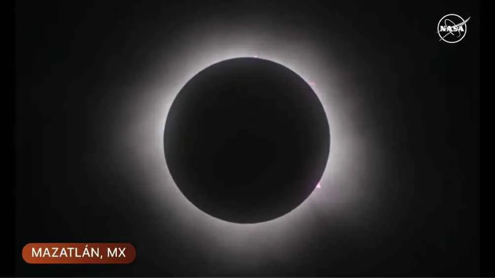 El Eclipse Solar Total de este 8 de abril fue suceso que despertó el interés de los mexicanos.