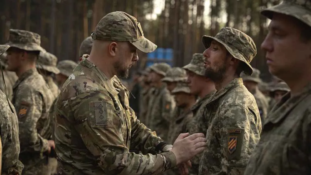 Los narcos mexicanos y colombianos reforzarían el Ejército de Ucrania.