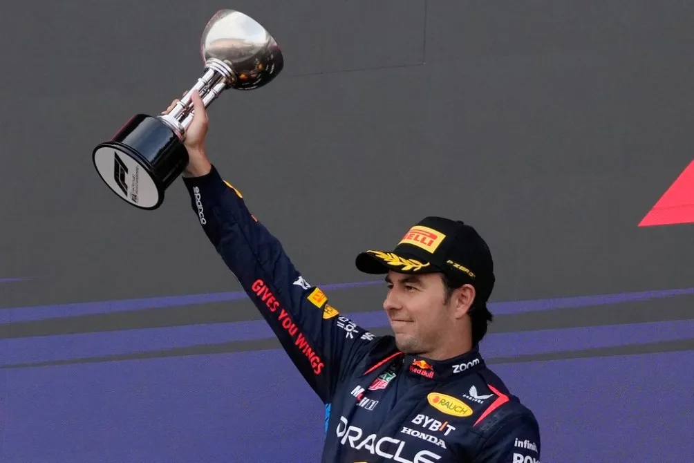 Checo con su segundo lugar en el Gran Premio de Japón