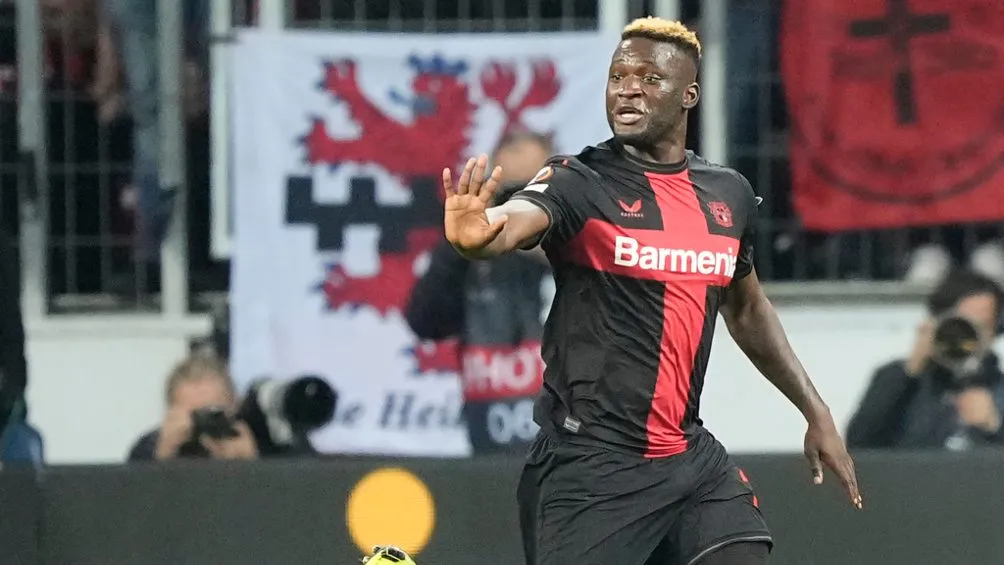 Boniface festejando el 2-0