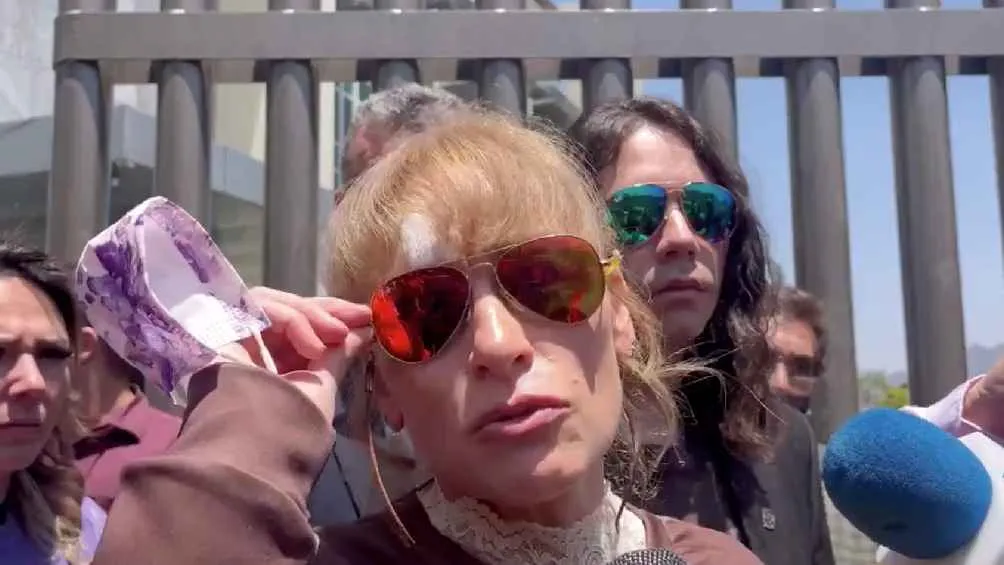 Twitter: @LuisCardenasMx La señora sufrió lesiones en el rostro luego de los golpes que le dio el influencer.