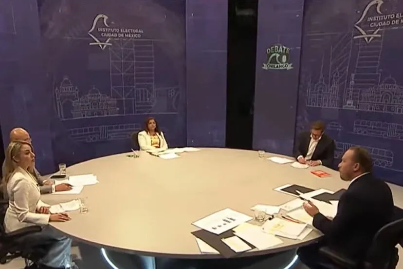 Durante 90 minutos, se hablará de tres temas centrales.