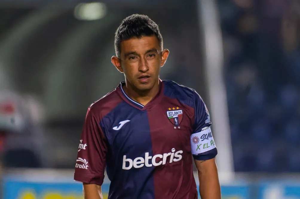 El 'Hobbit' en el partido de Atlante